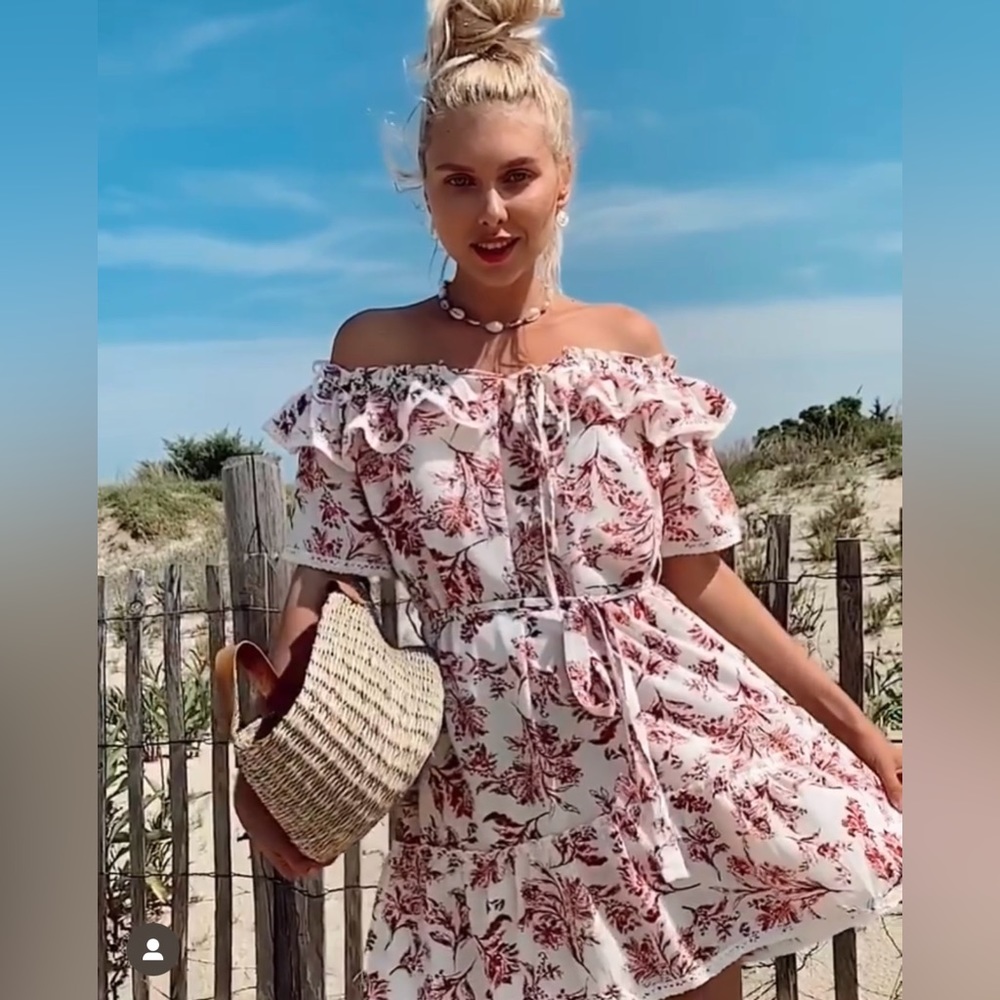 Uli Herzner from Project Runway, April dress, Size Medium, EUC worn once